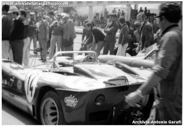14 Alfa Romeo 33.3 M.Gregory - T.Hezemans c - Box prove (10).jpg